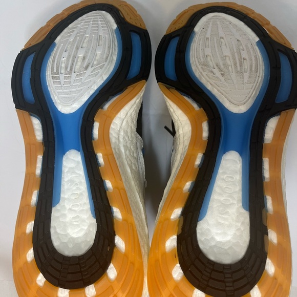 Adidas PARLEY X ULTRABOOST '22 SHOES (HQ6539) Size 9.5 - Picture 2 of 10